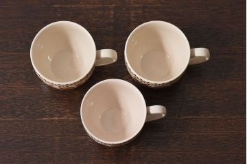 イギリスビンテージ　JOHNSON BROTHERS(ジョンソン・ブラザーズ) JAMESTOWN(ジェームズタウン)カップ&ソーサー3客セット(洋食器)