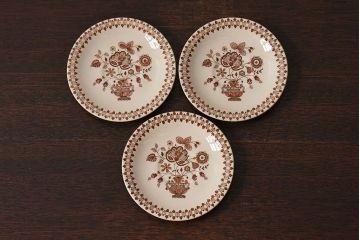 イギリスビンテージ　JOHNSON BROTHERS(ジョンソン・ブラザーズ) JAMESTOWN(ジェームズタウン)カップ&ソーサー3客セット(洋食器)