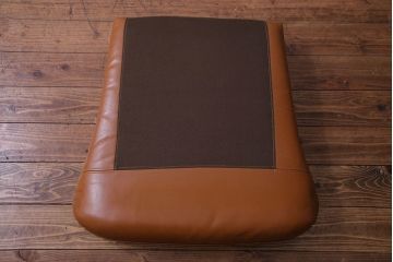 中古　横浜クラシック家具　ダニエル(daniel)　A-518　レオナマスターチェア (Leona)　本革ハイバックアームチェア(ソファ)(定価約70万円)