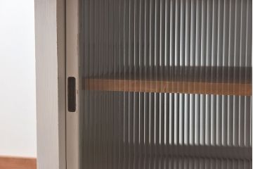 アンティーク家具　両面使いで便利!モールガラス引き戸の作業台(カウンターテーブル)