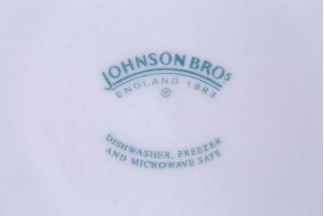 アンティーク雑貨　イギリスビンテージ　JOHNSON BROTHERS(ジョンソン・ブラザーズ)　Indies Blue(サインディーズ・ブルー)シリーズ カップ&ソーサー&プレート2客セット(洋食器)(1)