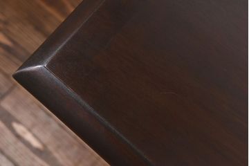 中古　北海道民芸家具　脚付き 落ち着きある色合いのサイドボード(収納棚、戸棚)(定価38万円)(2)