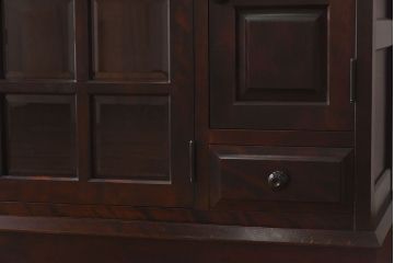 中古　北海道民芸家具　脚付き 落ち着きある色合いのサイドボード(収納棚、戸棚)(定価38万円)(2)