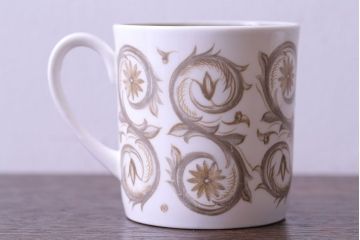 イギリスビンテージ　Susie Cooper(スージークーパー)　VENETIA(ヴェネチア)シリーズ　カップ&ソーサー&プレート(洋食器)