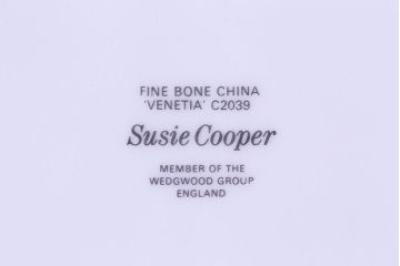 イギリスビンテージ　Susie Cooper(スージークーパー)　VENETIA(ヴェネチア)シリーズ　カップ&ソーサー&プレート2客セット(洋食器)(2)