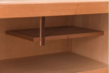 中古　竹の装飾と木の質感が味わい深い置き水屋(茶水屋、戸棚、茶棚)(2)