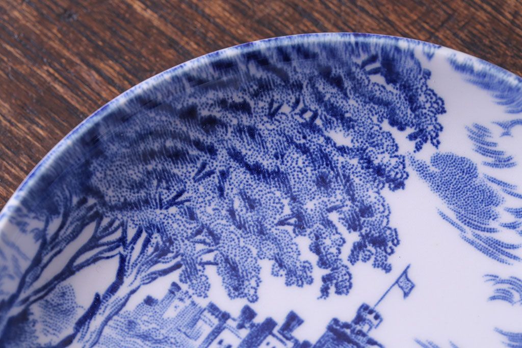 イギリス製　UNICORN　お城のデザインがスタイリッシュな小皿(豆皿、プレート)