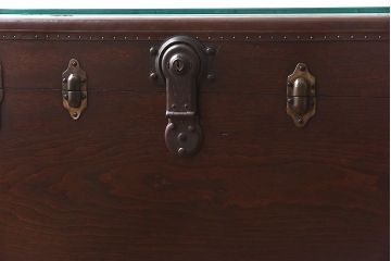 アンティーク雑貨　イギリスアンティーク　ガラス天板付きトランクテーブル(センターテーブル)