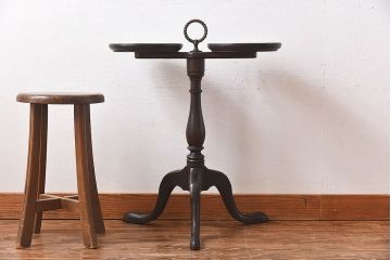 アンティーク雑貨　アンティーク　Brandt Furniture of Character　クラシカルな木製プラントスタンド(花台)