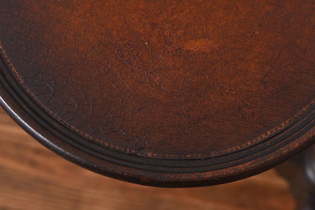 アンティーク雑貨　アンティーク　Brandt Furniture of Character　クラシカルな木製プラントスタンド(花台)