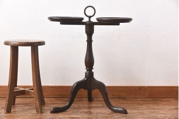 アンティーク雑貨　アンティーク　Brandt Furniture of Character　クラシカルな木製プラントスタンド(花台)