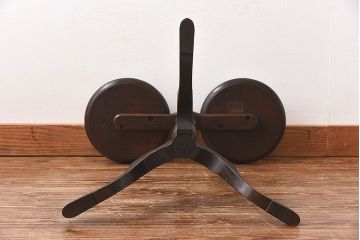 アンティーク雑貨　アンティーク　Brandt Furniture of Character　クラシカルな木製プラントスタンド(花台)