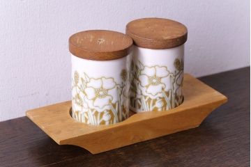 アンティーク雑貨　イギリスビンテージ　Hornsea(ホーンジー)　FLEUR(フルール)　ソルト&ペッパーシェーカーセット(調味料入れ)