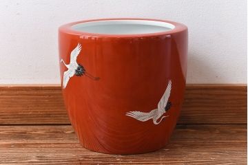 アンティーク雑貨　ノリタケ・則武(日陶)　鶴の図　朱色が目を引く小振りの火鉢(手あぶり、鉢カバー)
