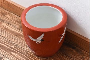 アンティーク雑貨　ノリタケ・則武(日陶)　鶴の図　朱色が目を引く小振りの火鉢(手あぶり、鉢カバー)