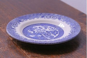 イギリス製　Barratts　東洋風の絵柄のプレート(皿)