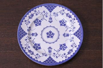 イギリス　Iron stone(アイアンストーン)　可憐な絵柄のディナープレート(大皿、洋食器)(2)