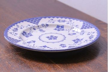 イギリス　Iron stone(アイアンストーン)　可憐な絵柄のディナープレート(大皿、洋食器)(2)