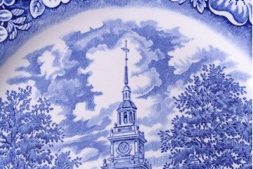 アンティーク雑貨　中古　イギリスWedgwood(ウェッジウッド)　細かな絵柄が目を引く記念プレート(洋食器、大皿)