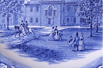 アンティーク雑貨　中古　イギリスWedgwood(ウェッジウッド)　細かな絵柄が目を引く記念プレート(洋食器、大皿)