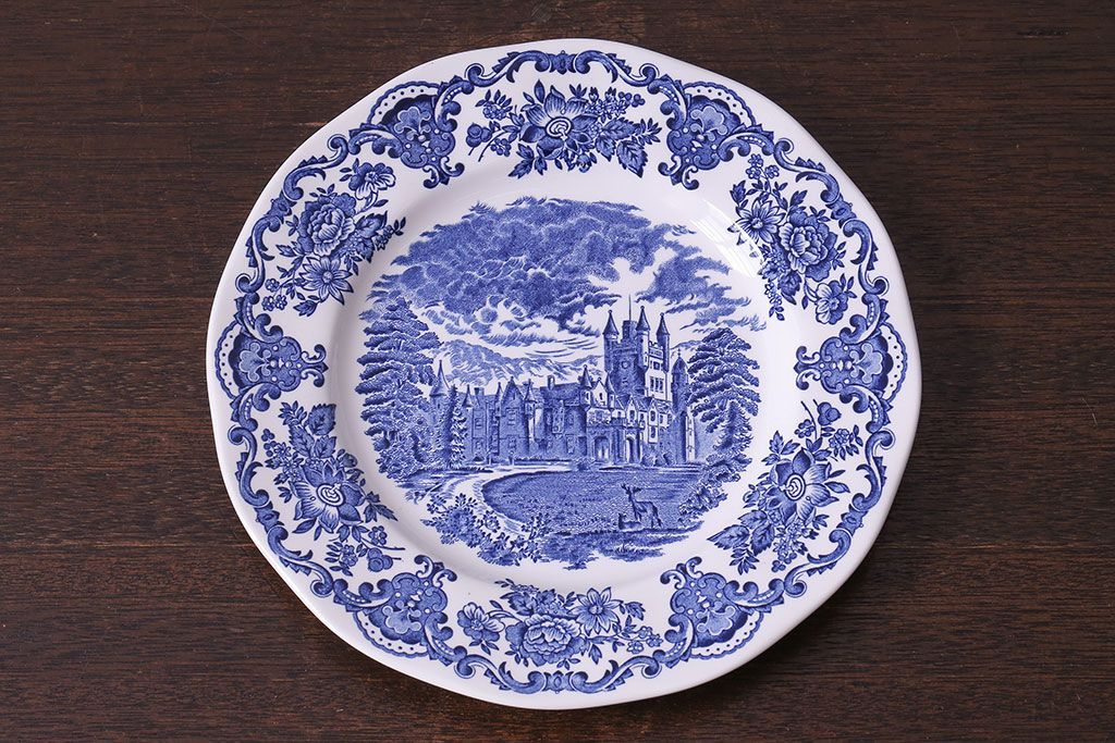 アンティーク雑貨　中古　イギリスWedgwood(ウェッジウッド)　ディスプレイにもおすすめなプレート(洋食器)