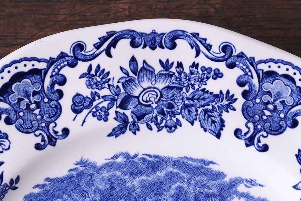 アンティーク雑貨　中古　イギリスWedgwood(ウェッジウッド)　ディスプレイにもおすすめなプレート(洋食器)