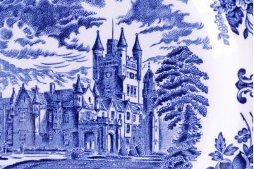 アンティーク雑貨　中古　イギリスWedgwood(ウェッジウッド)　ディスプレイにもおすすめなプレート(洋食器)