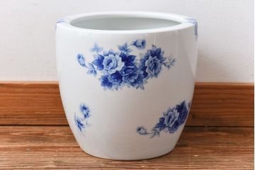 アンティーク雑貨　ノリタケ・則武(日陶)　オールドノリタケ　ブルーローズ　シックな染付火鉢(鉢カバー)(1)