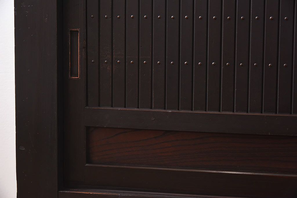 アンティーク家具　和製アンティーク　和モダンにぴったりの近江水屋箪笥(食器棚、キャビネット、戸棚)