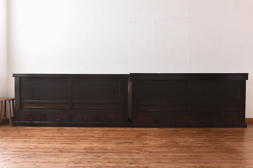 アンティーク家具　和製アンティーク　和モダンにぴったりの近江水屋箪笥(食器棚、キャビネット、戸棚)