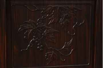 中古　黒檀材(唐木)　上質な和の雰囲気を演出するサイドボード(収納棚、飾り棚)(定価約46万円)