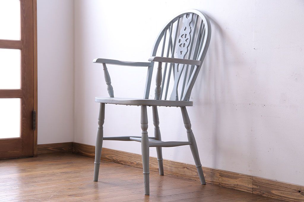 ヴィンテージ家具　ビンテージ　淡いカラーのアンティークペイントチェア(椅子)