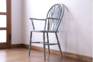 ヴィンテージ家具　ビンテージ　淡いカラーのアンティークペイントチェア(椅子)