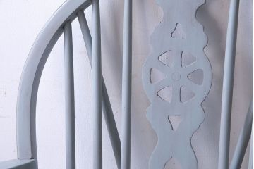 ヴィンテージ家具　ビンテージ　淡いカラーのアンティークペイントチェア(椅子)