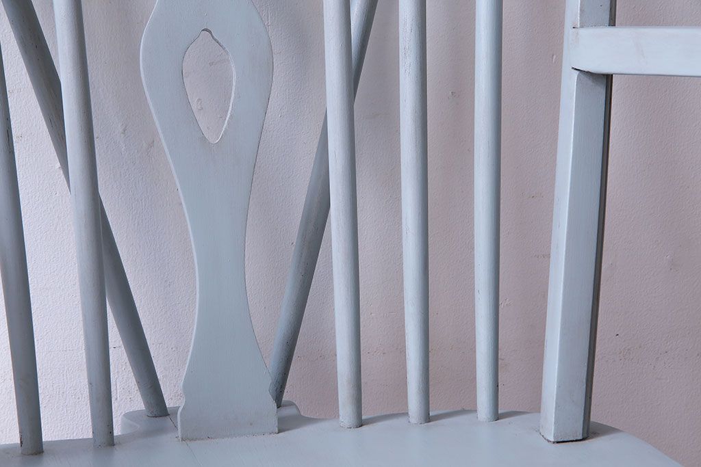 ヴィンテージ家具　ビンテージ　淡いカラーのアンティークペイントチェア(椅子)