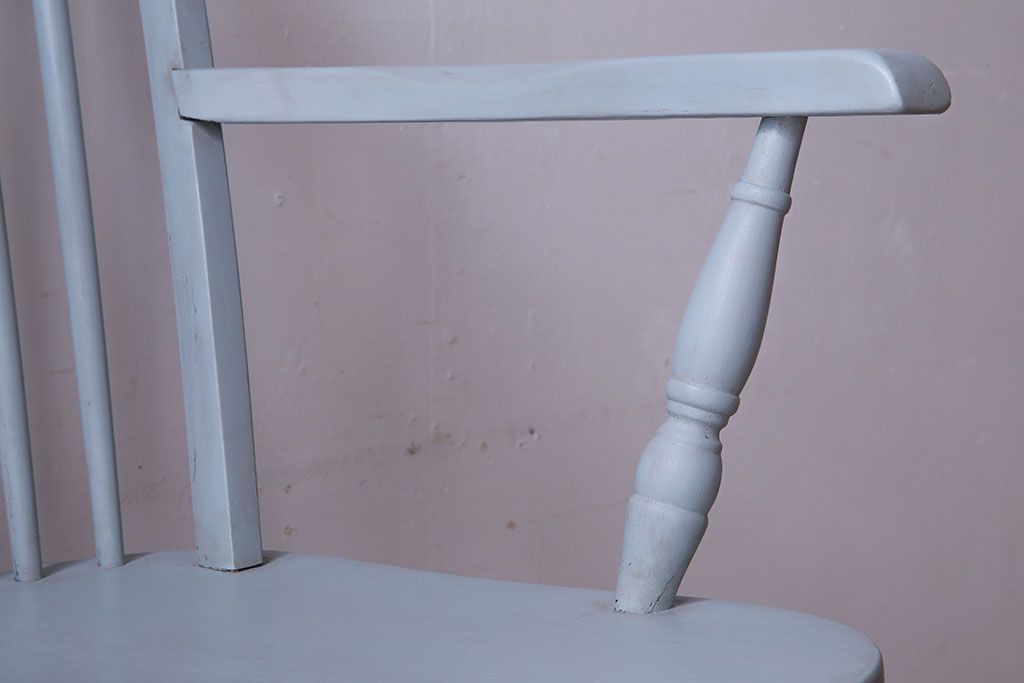 ヴィンテージ家具　ビンテージ　淡いカラーのアンティークペイントチェア(椅子)