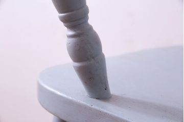 ヴィンテージ家具　ビンテージ　淡いカラーのアンティークペイントチェア(椅子)