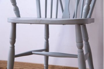 ヴィンテージ家具　ビンテージ　淡いカラーのアンティークペイントチェア(椅子)