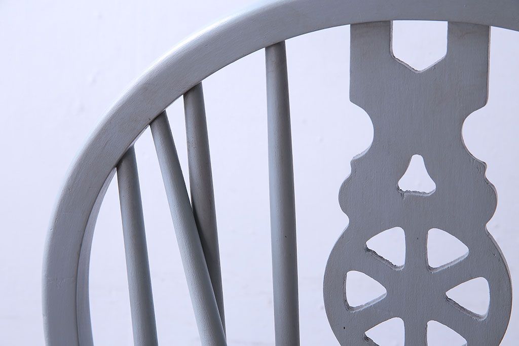 ヴィンテージ家具　ビンテージ　淡いカラーのアンティークペイントチェア(椅子)