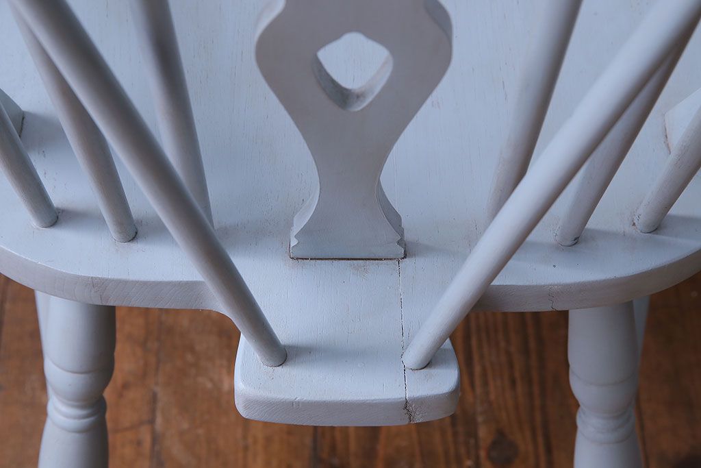 ヴィンテージ家具　ビンテージ　淡いカラーのアンティークペイントチェア(椅子)