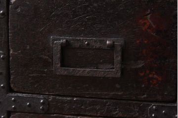 アンティーク家具　古民具　江戸期　珍しいデザインの新潟産・帳場箪笥(薬箪笥)