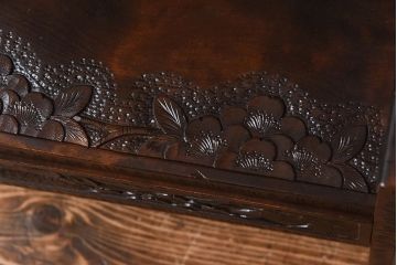 中古　伝統工芸　軽井沢彫り　繊細な技が光るドレッサー(三面鏡、鏡台、化粧台)