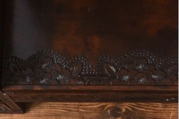 中古　伝統工芸　軽井沢彫り　繊細な技が光るドレッサー(三面鏡、鏡台、化粧台)