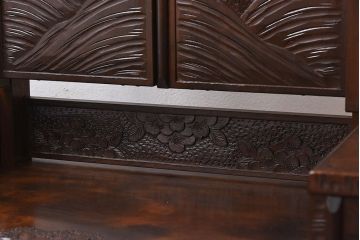 中古　伝統工芸　軽井沢彫り　繊細な技が光るドレッサー(三面鏡、鏡台、化粧台)