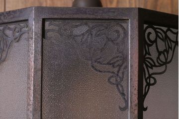 和製アンティーク　透かし飾りが趣きのある真鍮製ペンダントライト(天井照明)