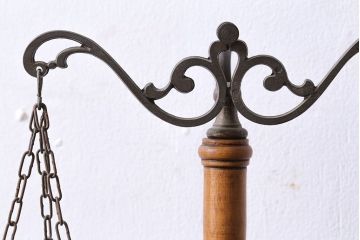 アンティーク雑貨　ビンテージ　イタリア製　味わいのある風合いが魅力の天秤(はかり)
