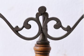 アンティーク雑貨　ビンテージ　イタリア製　味わいのある風合いが魅力の天秤(はかり)