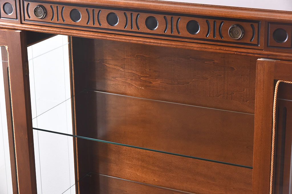 中古　イタリア輸入家具　クラシックな引き出し付きガラスケース(飾り棚、コレクションラック)