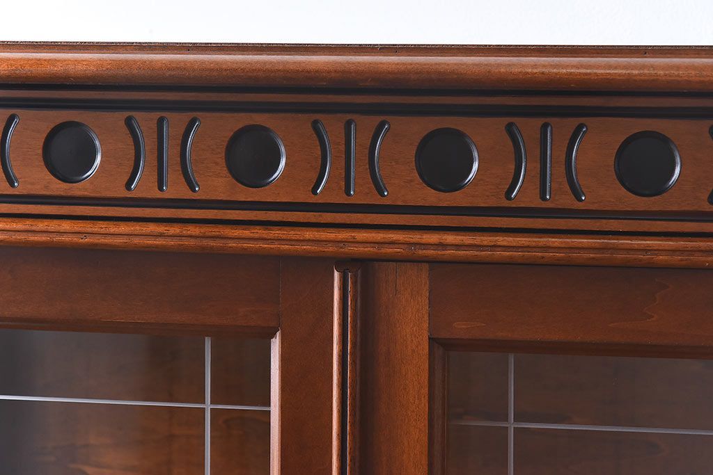 中古　イタリア輸入家具　クラシックな引き出し付きガラスケース(飾り棚、コレクションラック)