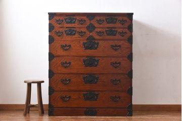 中古 伝統民芸家具 岩谷堂箪笥　杢目と金具が存在感を放つ整理箪笥(定価約50万円)
